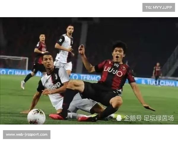 富安健洋签约阿贾克斯半年短约，膝伤痊愈重返赛场